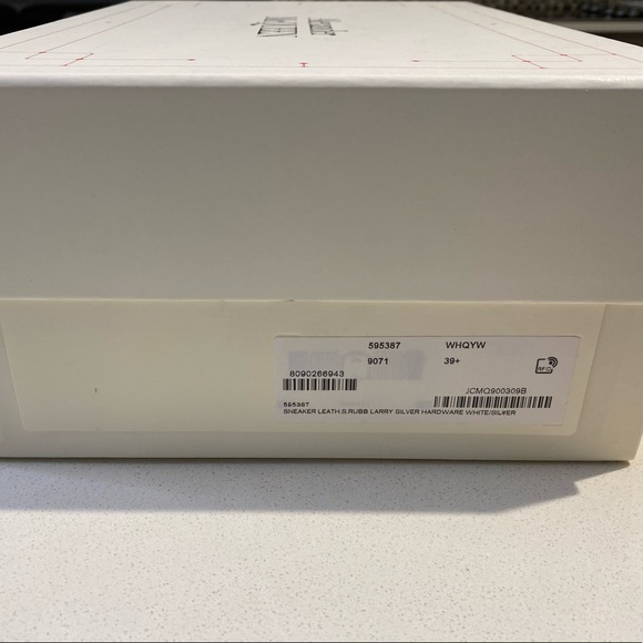 Alexander McQueen Oversized studded sneakers - Picture 8 of 8